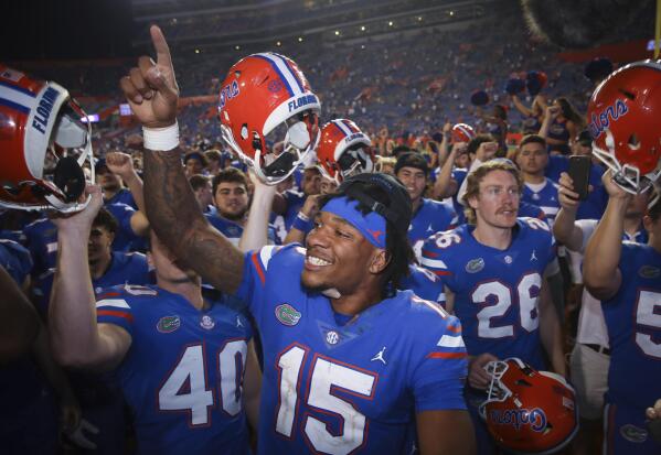 Florida college deals football teams